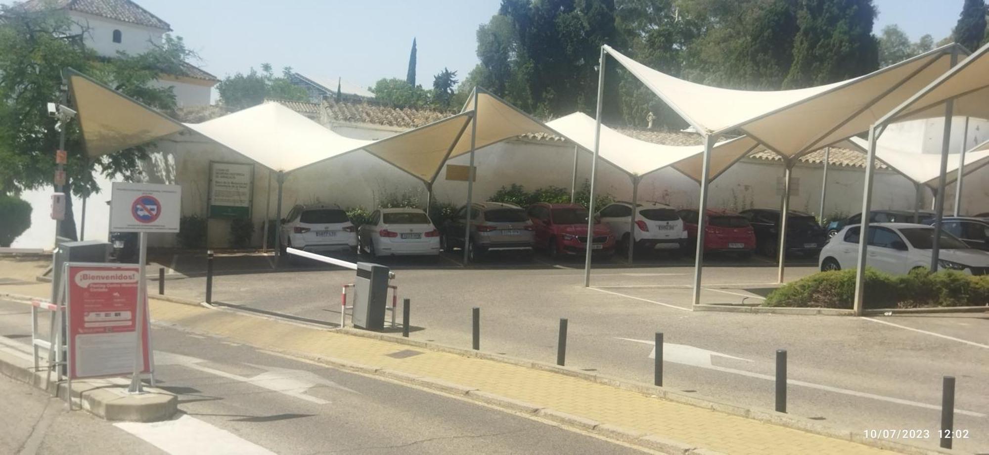 Puerta Sevilla Parking Gratis Cordova Esterno foto